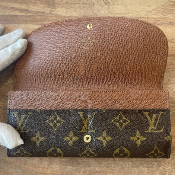 Authentic Louis Vuitton Monogram Portefeuille Emilie Wallet on Chain - Picture 6 of 13